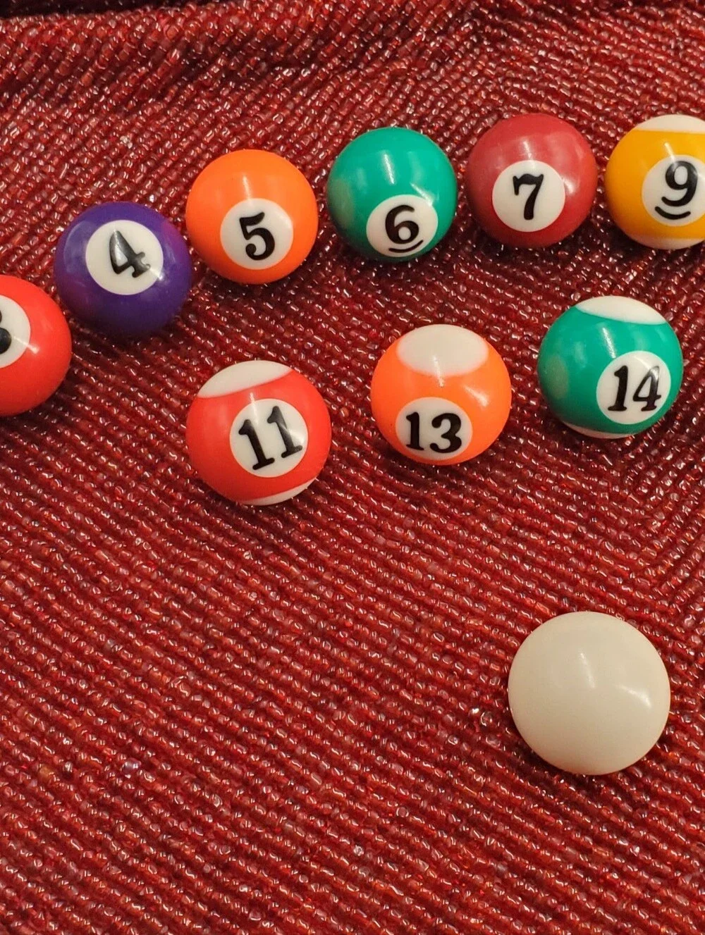Miniature Pool Balls Set Please Read Description  (C40)